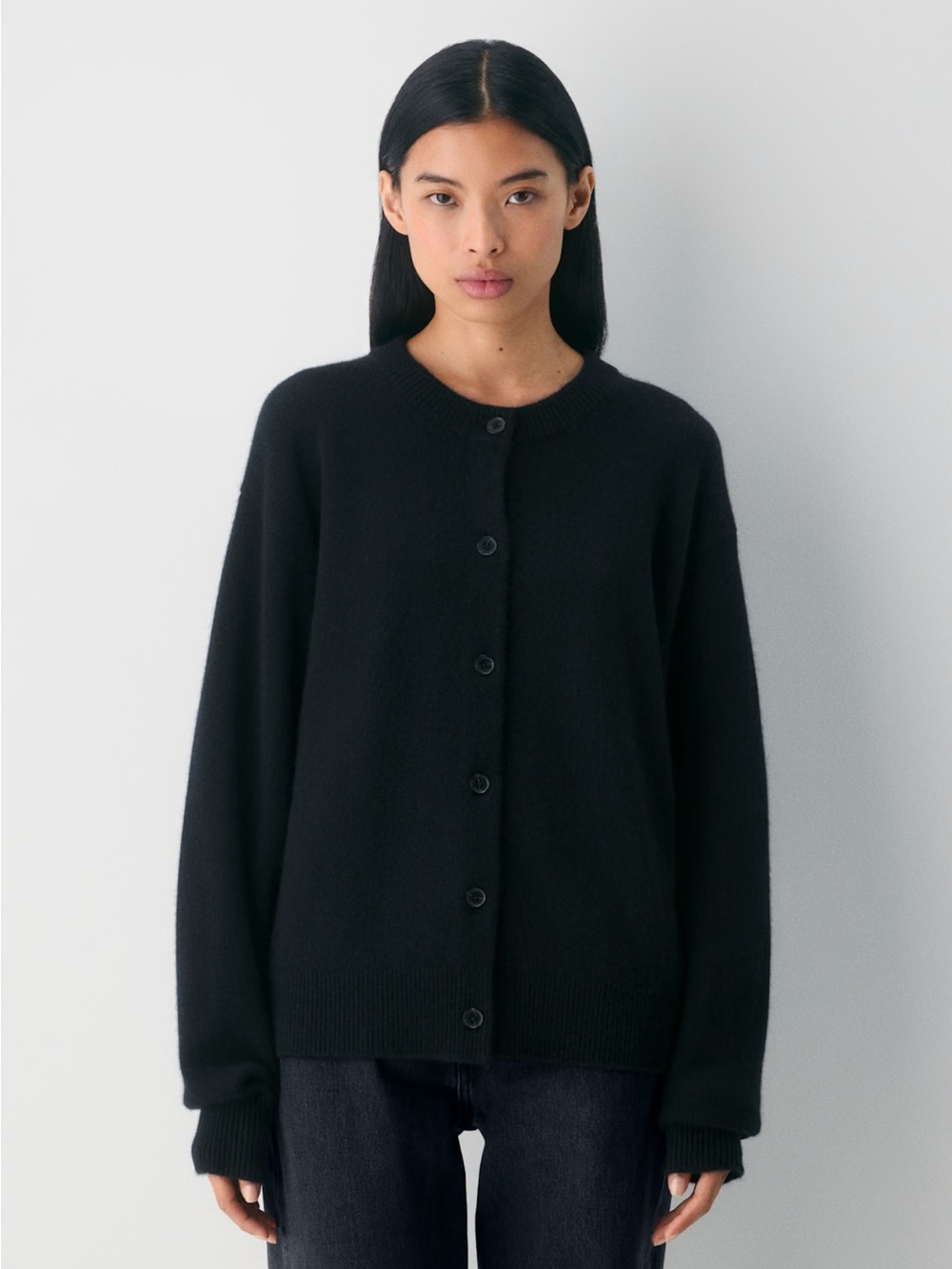 NWT - Aritzia Essential Cashmere Allegory Relaxed Cardigan Black Size Small/Med
